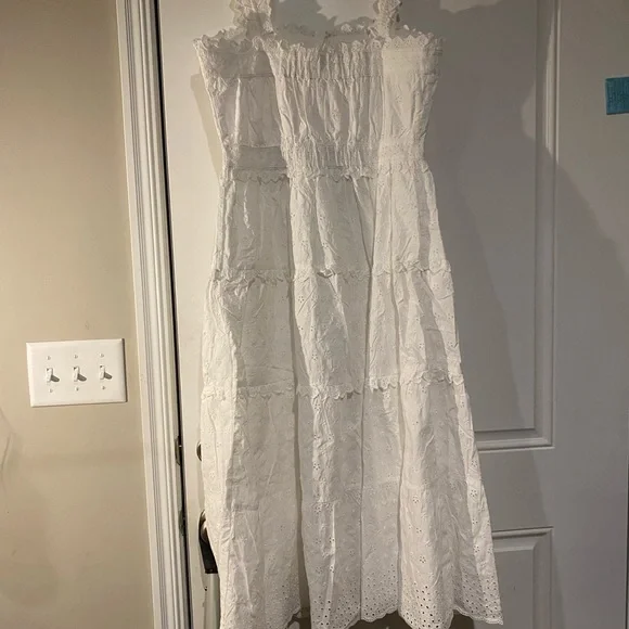 Gap X Doen Eyelet Midi Dress Size M NWT - Picture 8 of 10